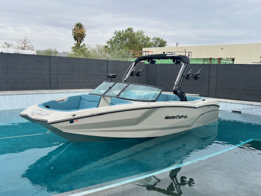 2025 Mastercraft NXT24