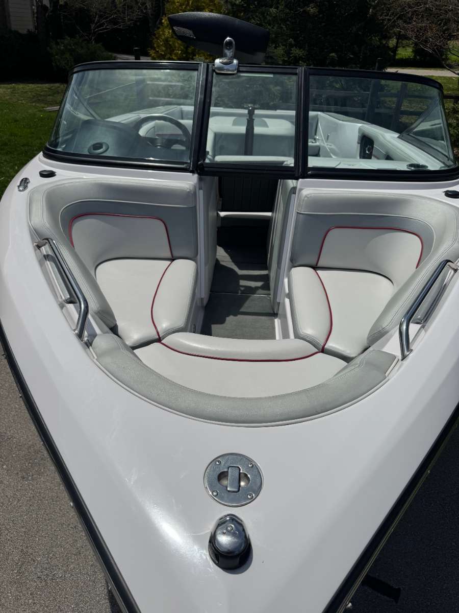 2011 Ski Nautique 200   Icon