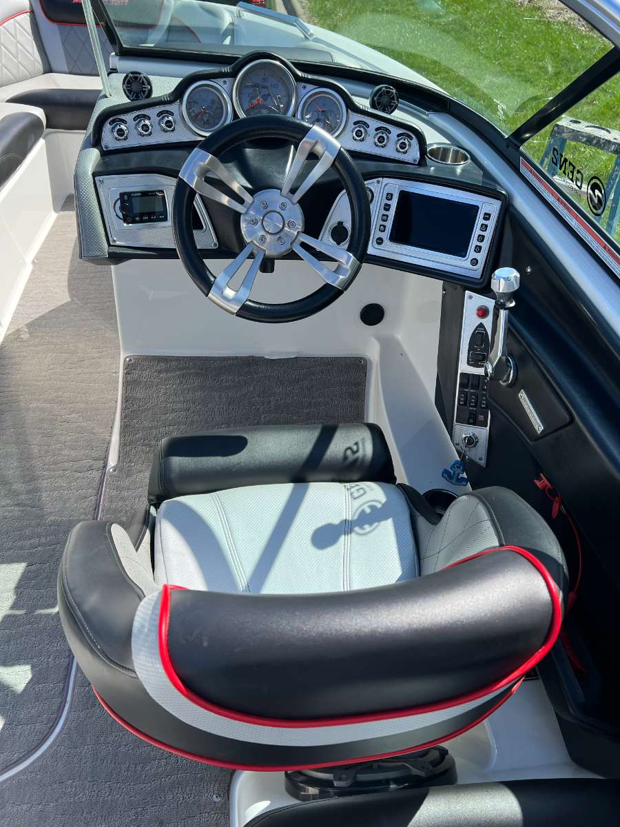 2015 Mastercraft x30 Icon