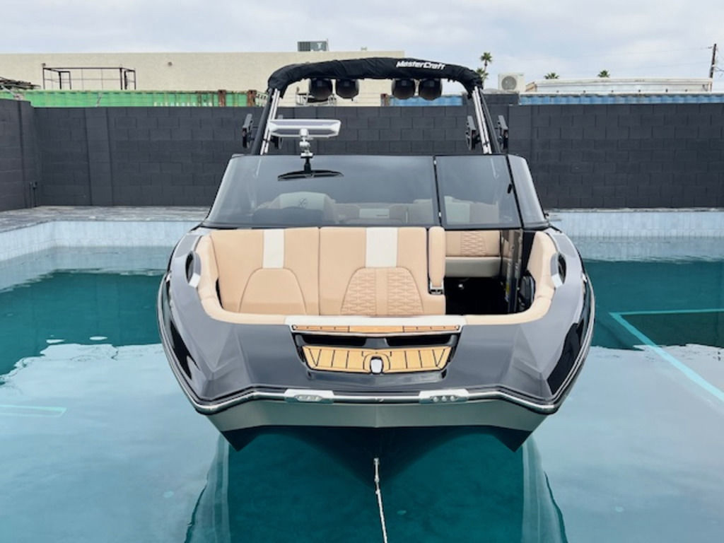 2025 Mastercraft X26
