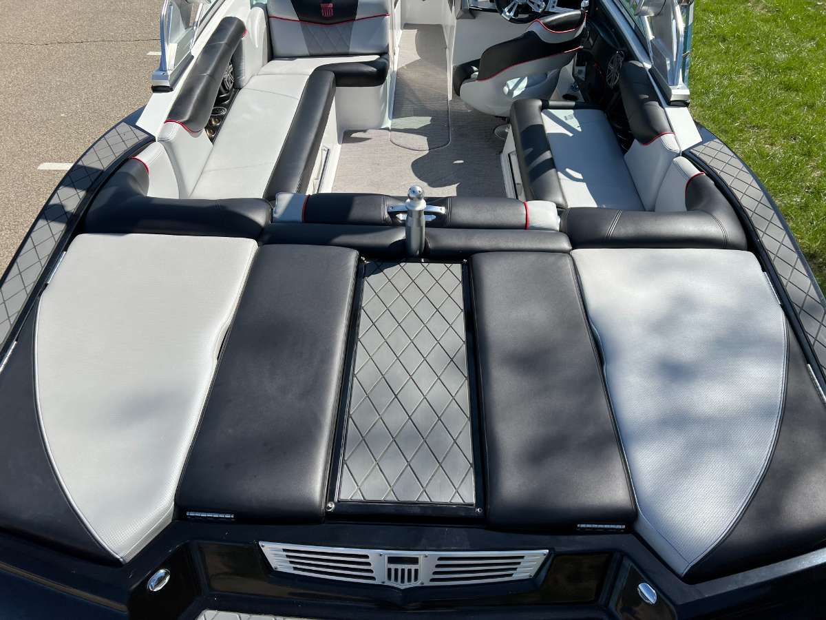 2015 Mastercraft x30 Icon