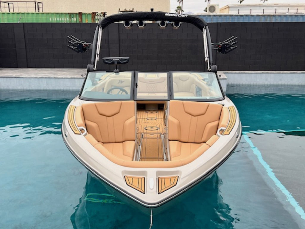 2025 Mastercraft XT25
