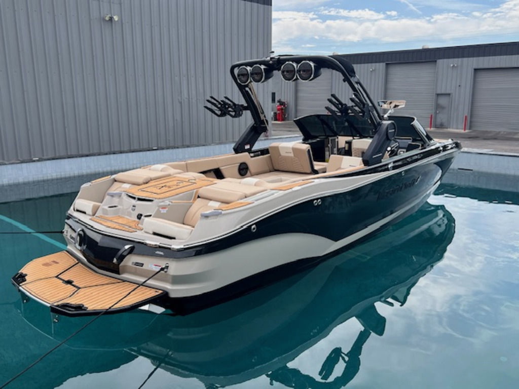 2025 Mastercraft X26
