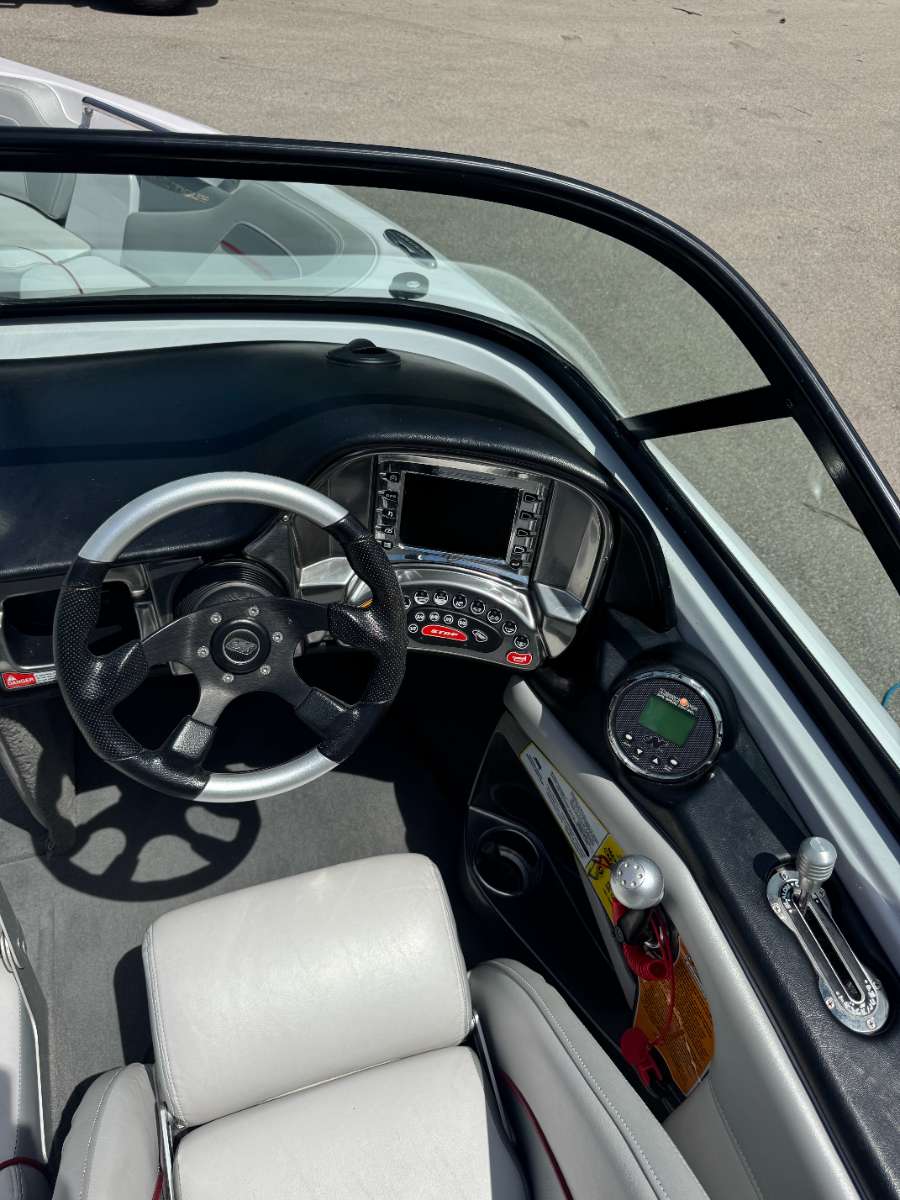 2011 Ski Nautique 200   Icon