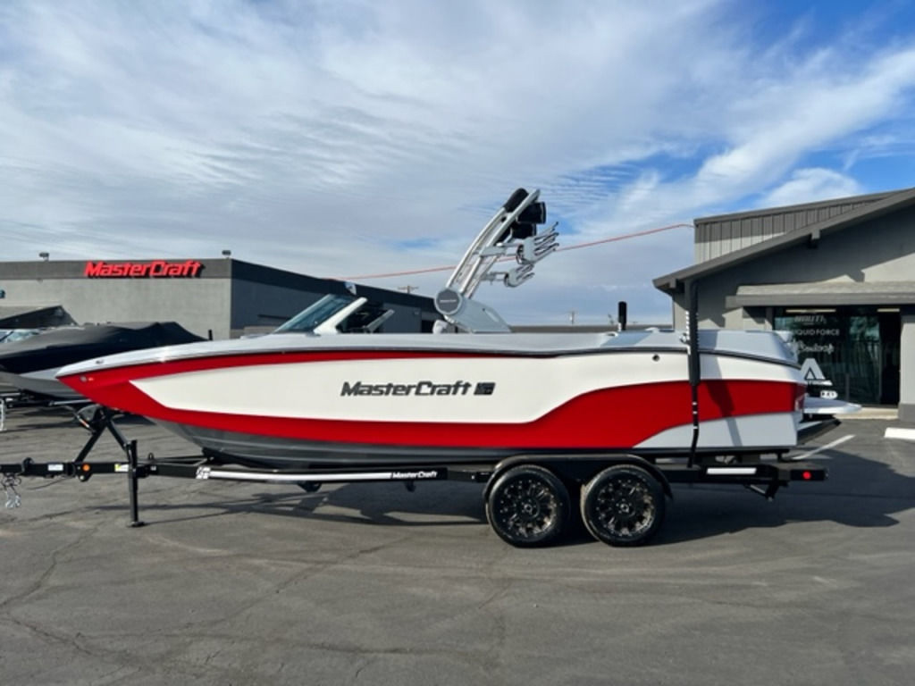 2024 Mastercraft XT24