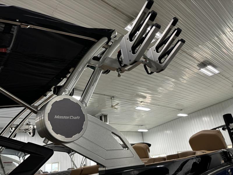 2025 MasterCraft XT24
