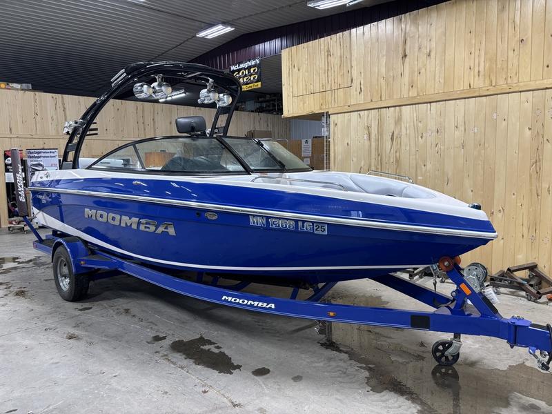 2015 Moomba Mobius LSV