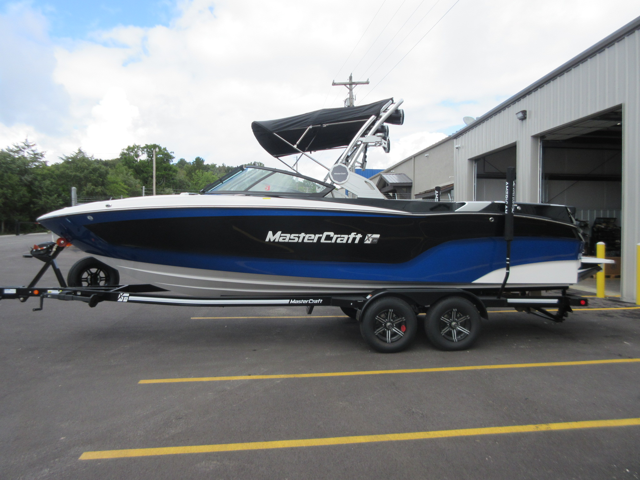 2024 Mastercraft XT25