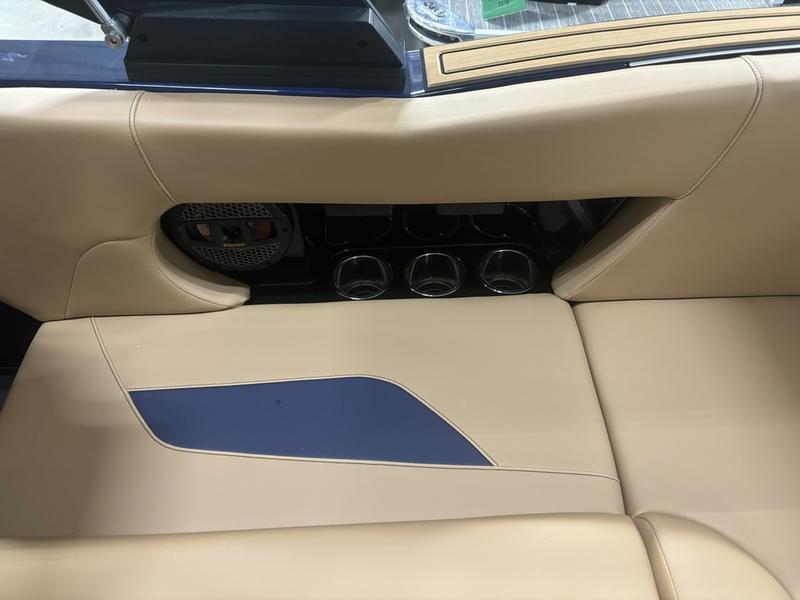 2025 MasterCraft NXT21