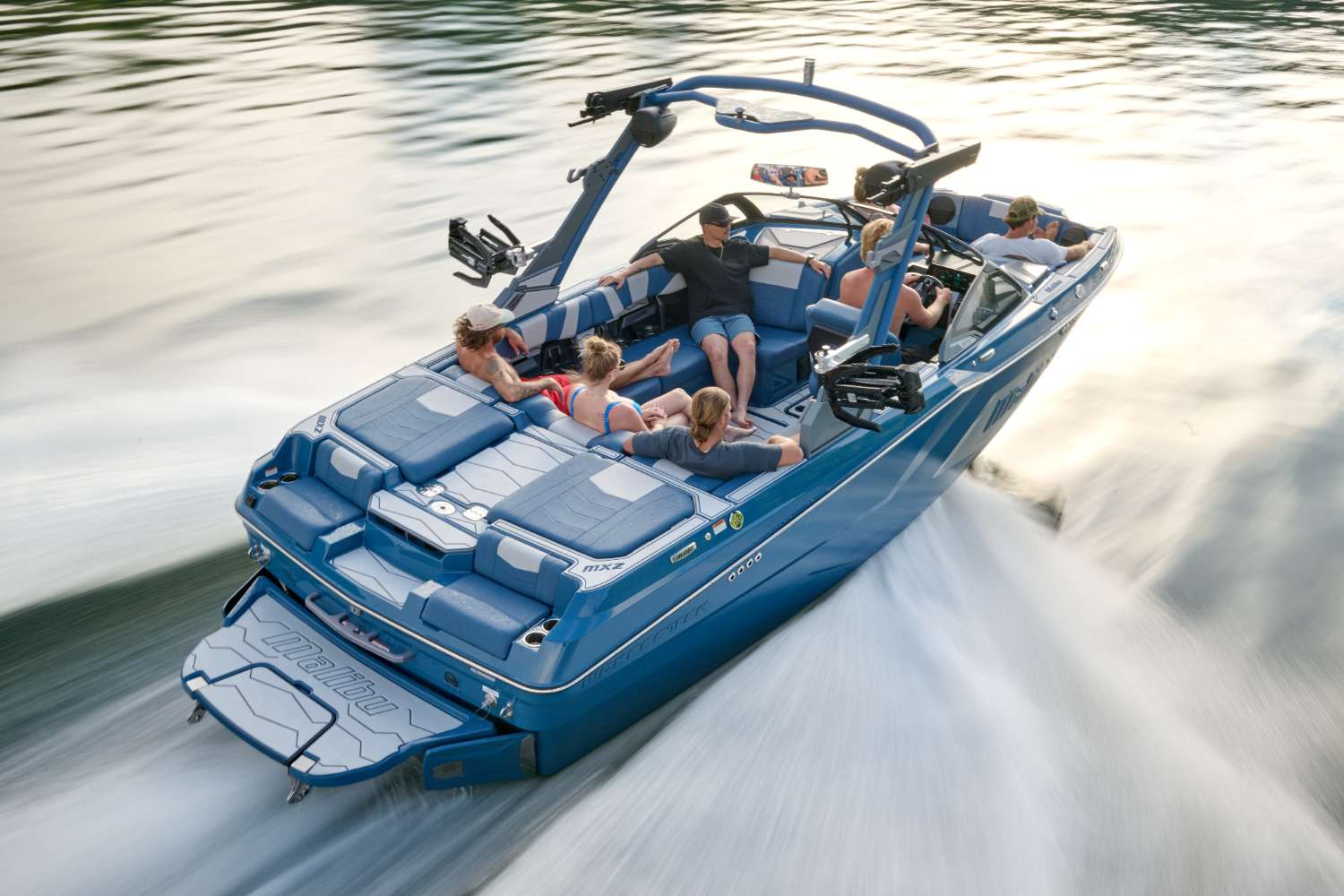 2026 Malibu 22 MXZ – Wake & Surf Boat Specs
