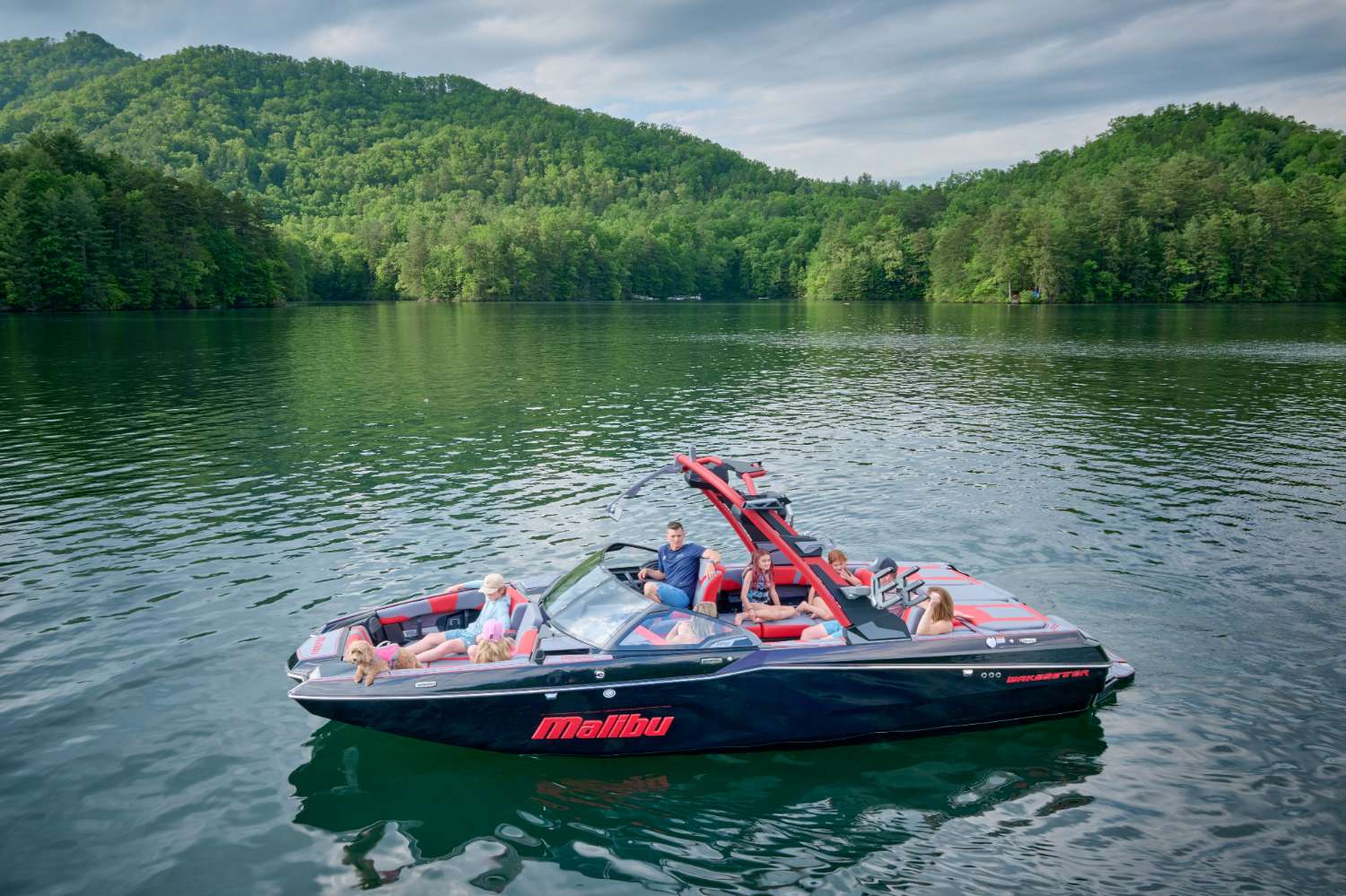2026 Malibu 23 MXZ | Wake Boat Specs & Reviews