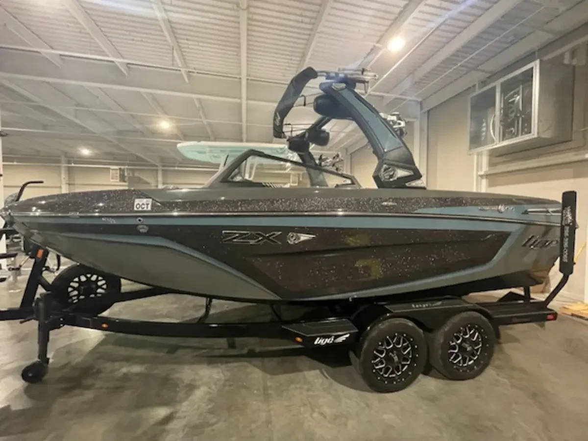 オリーガ Tige 21ZX Boats for Sale | OnlyInboards.com