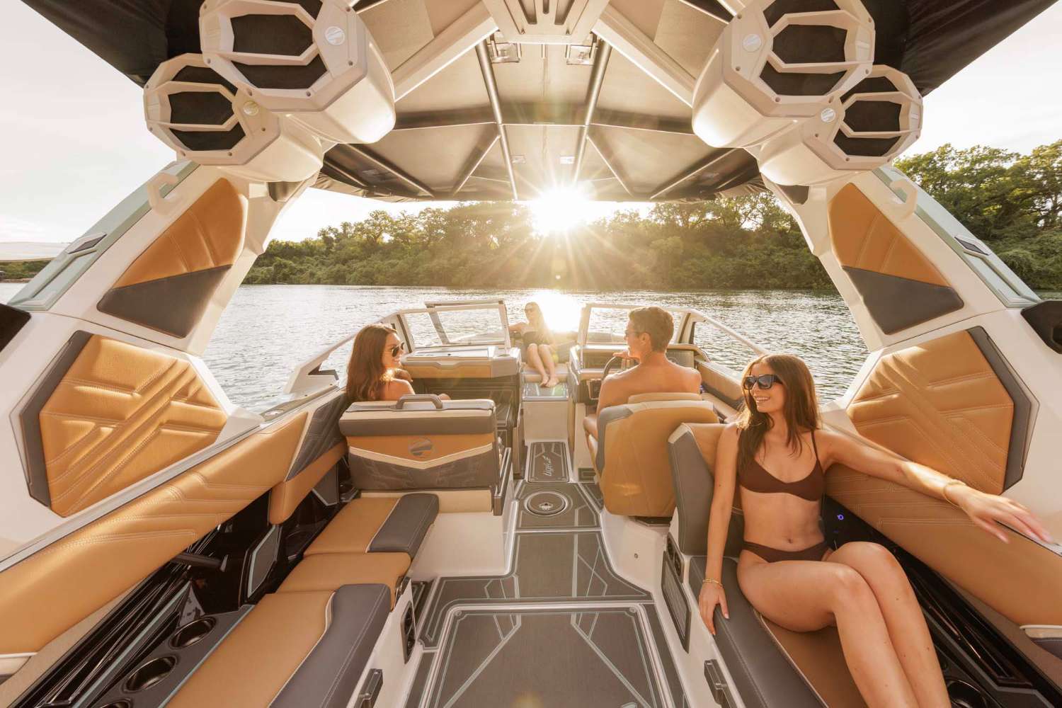 2026 Tige Ultré 23ZX Boats for Sale | Specs & Prices