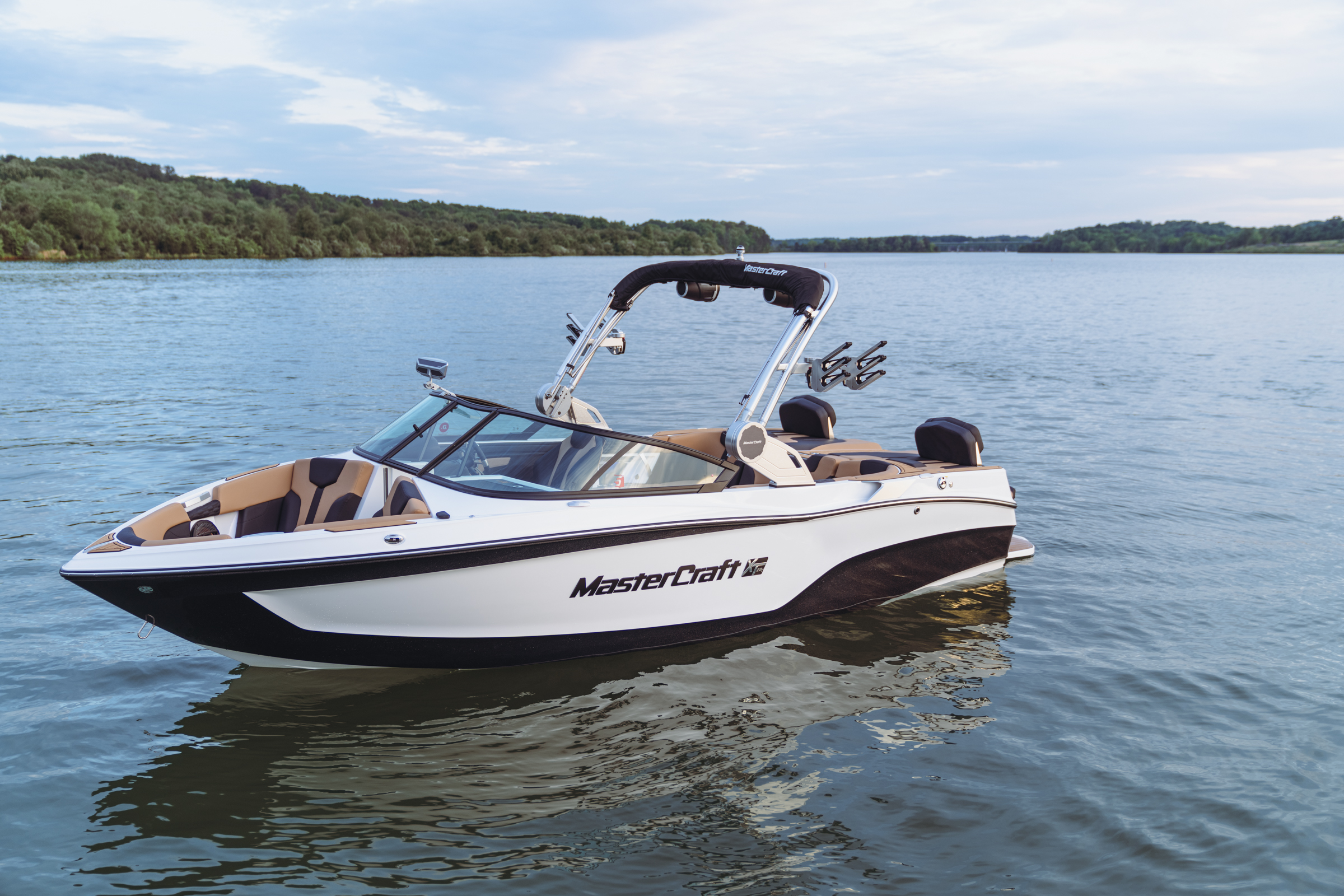 2024 MasterCraft XT22 T Logo