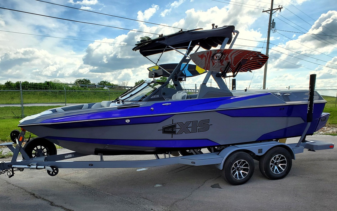 2021 Axis A20     Low Hours  Loaded with options