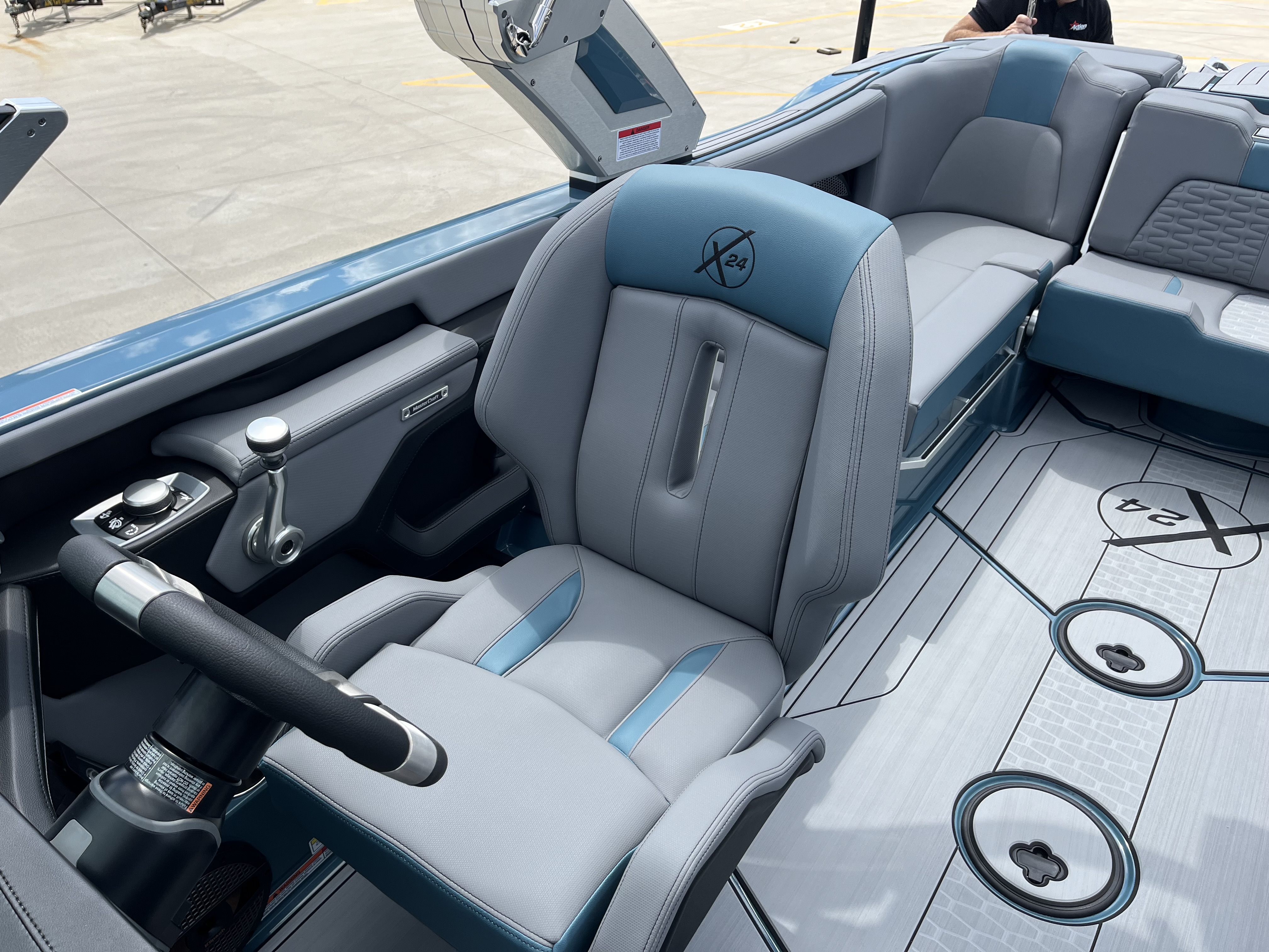 2025 MasterCraft X24