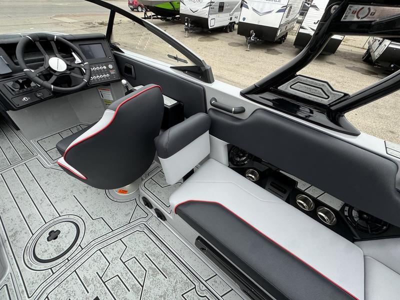 2025 Moomba Max