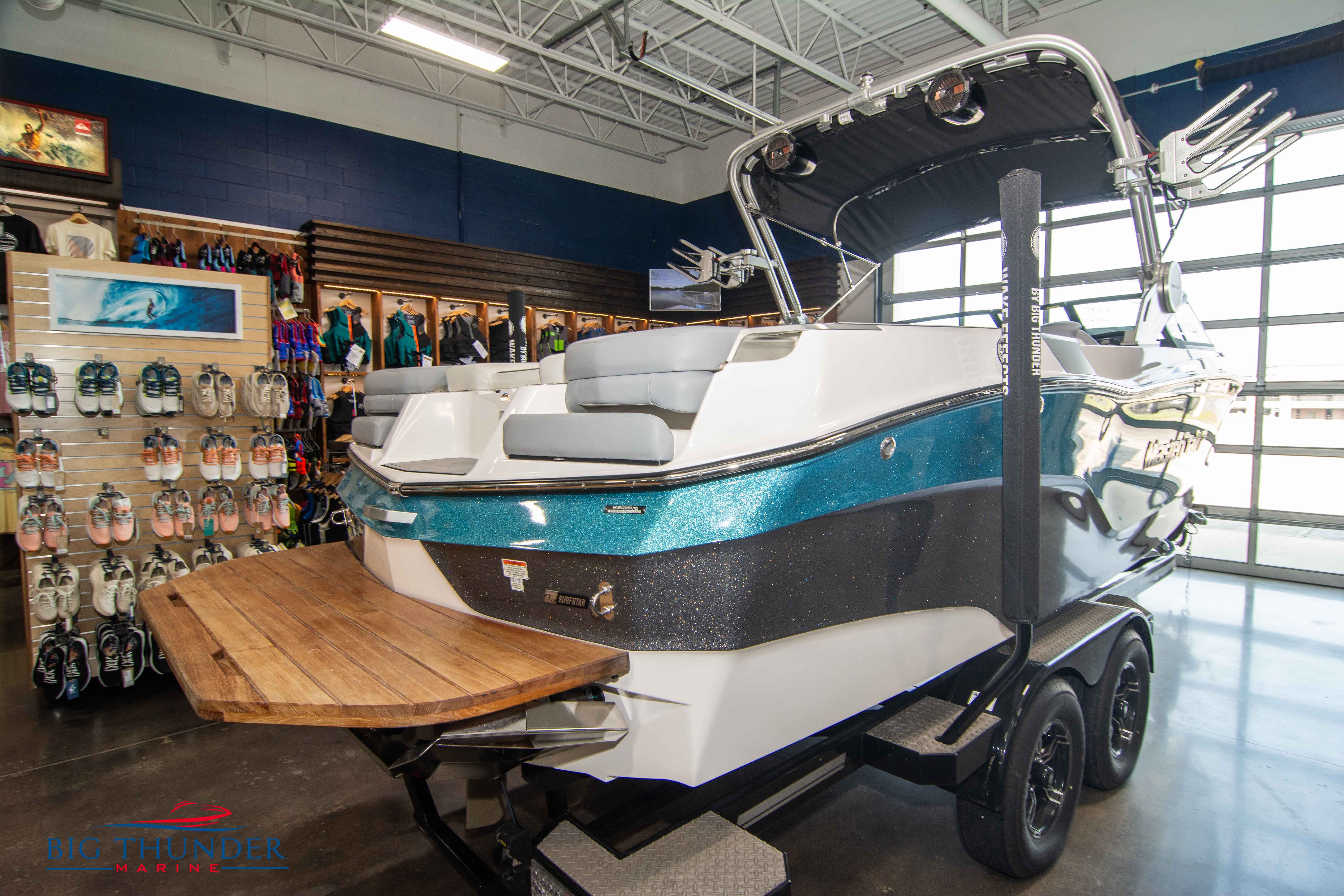 2022 Mastercraft XT24