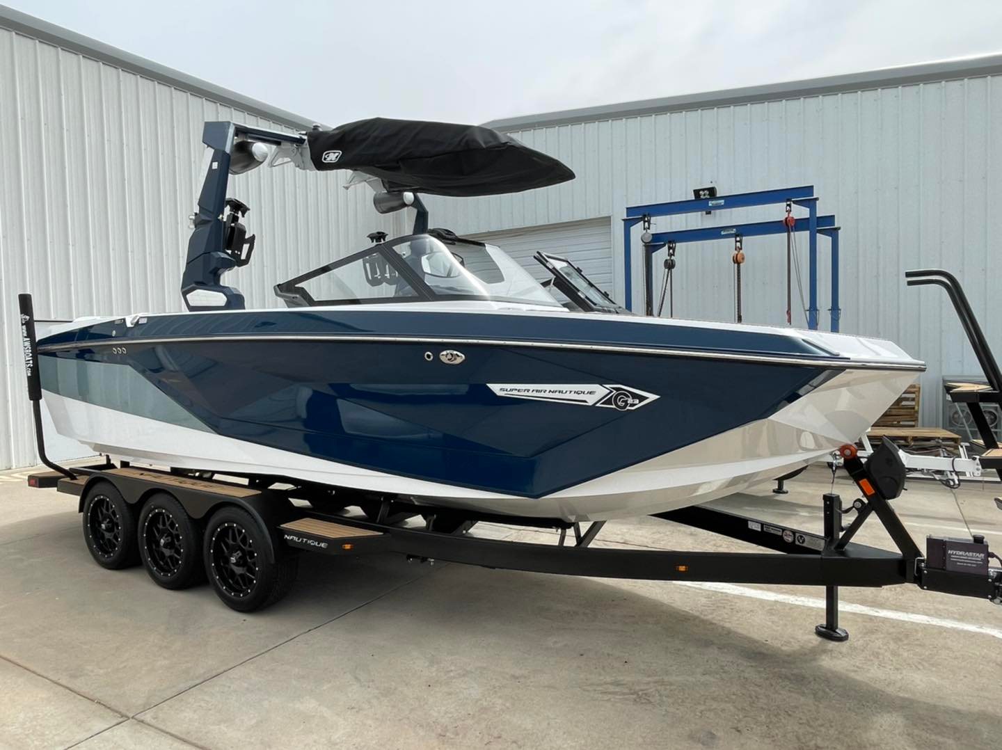 2022 Nautique G23 -Excellent condition