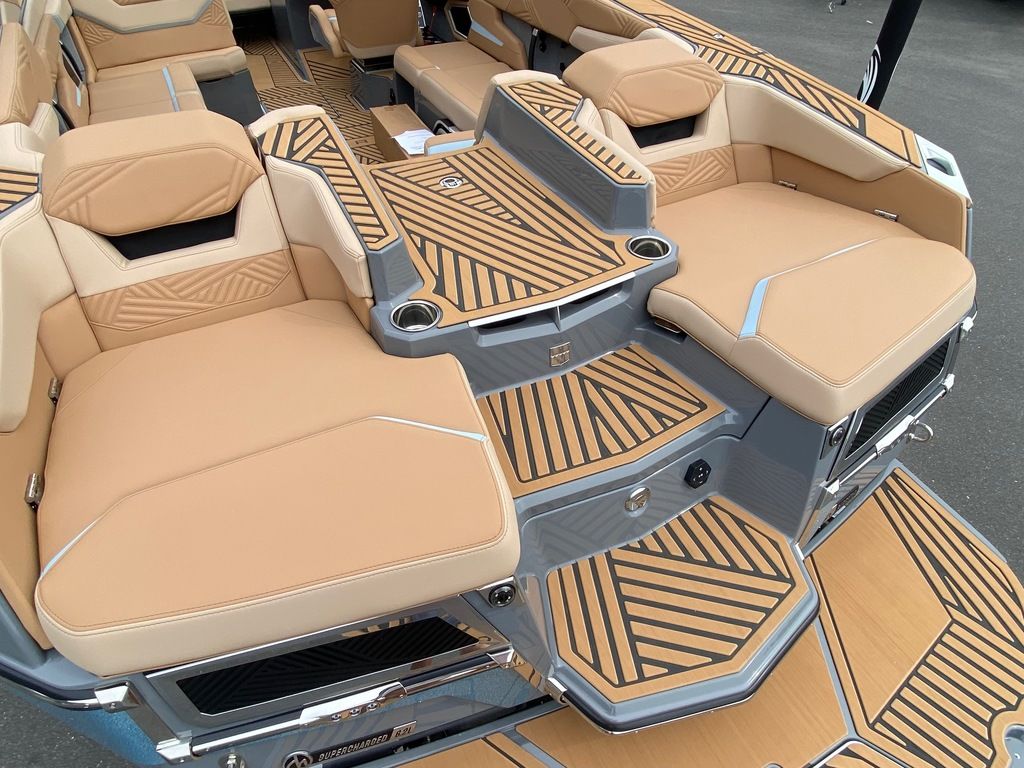 2025 MasterCraft XSTAR 23