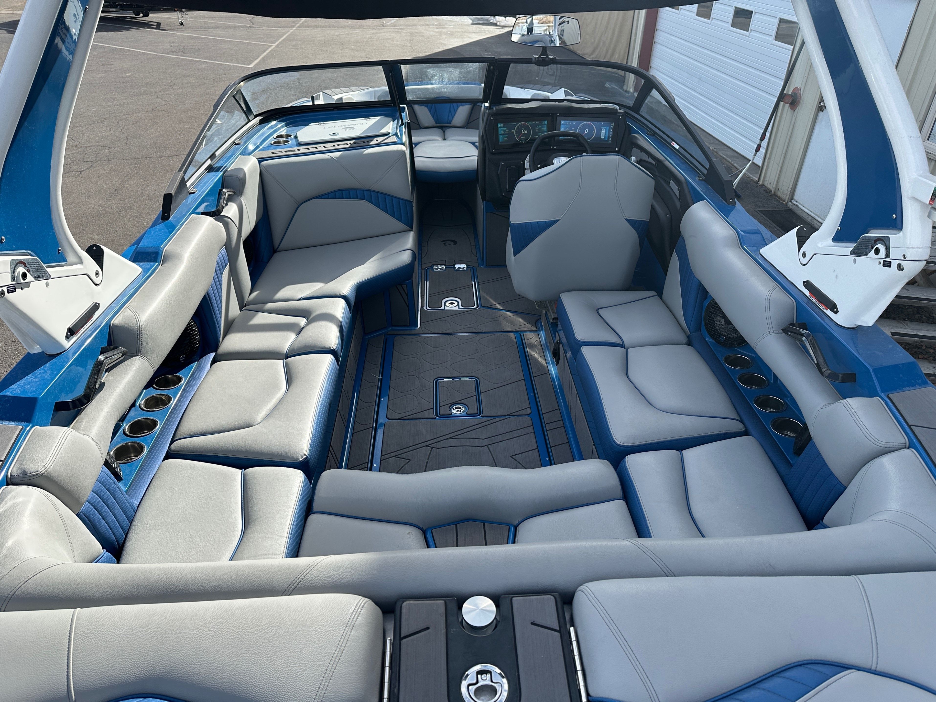 2023 Centurion FI23