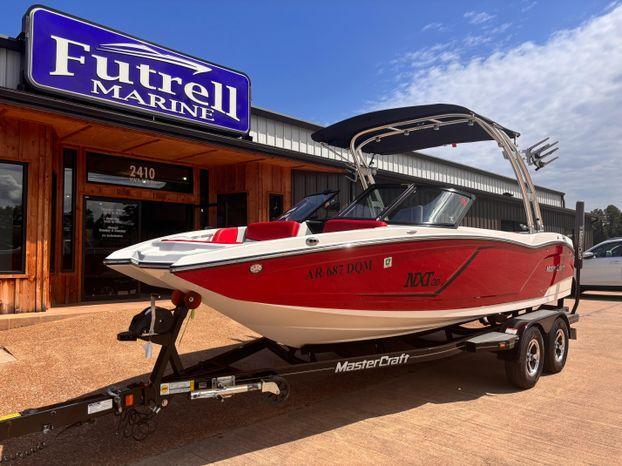 2016 MasterCraft NXT20