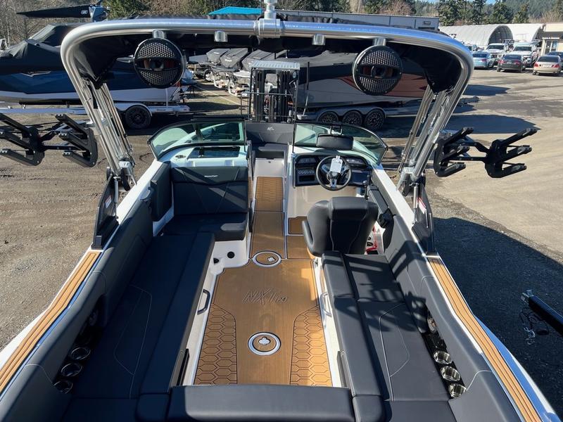2025 MasterCraft NXT24