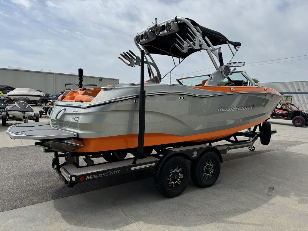2019 MasterCraft X22