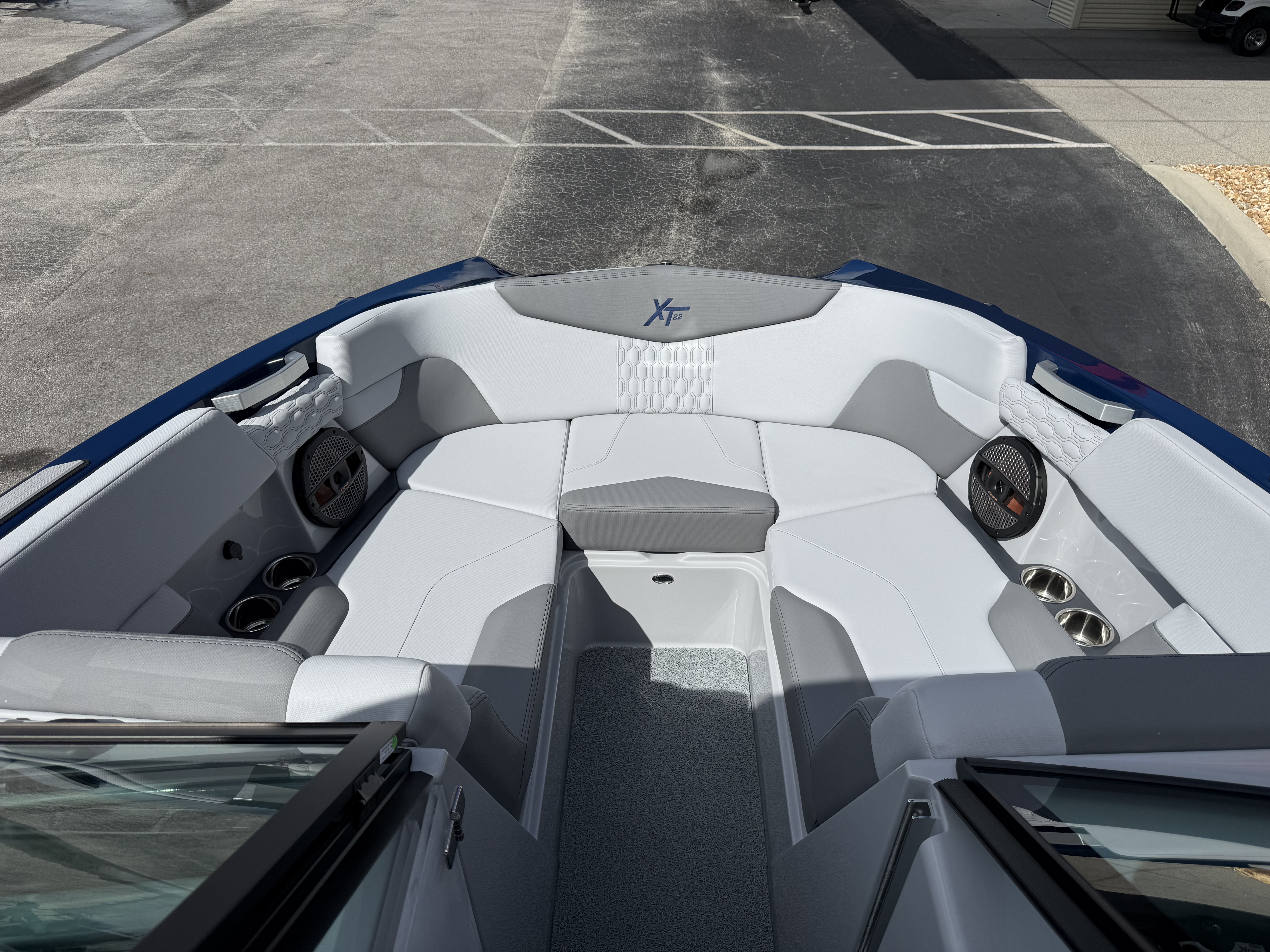 2024 MasterCraft XT22
