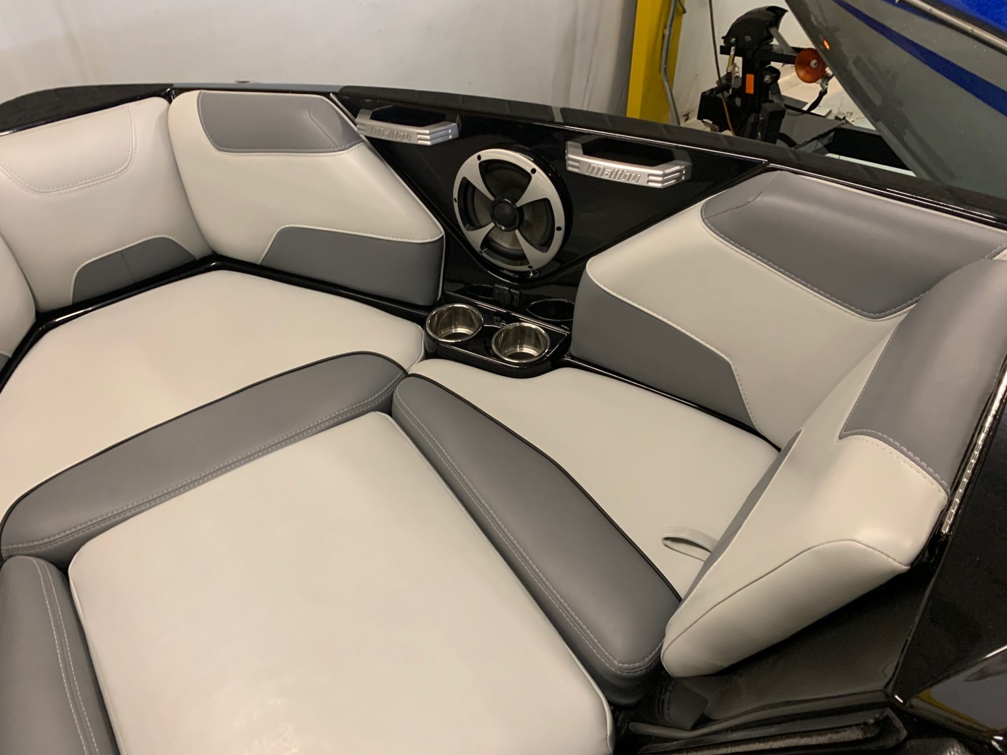 2019 Malibu Wakesetter 22LSV