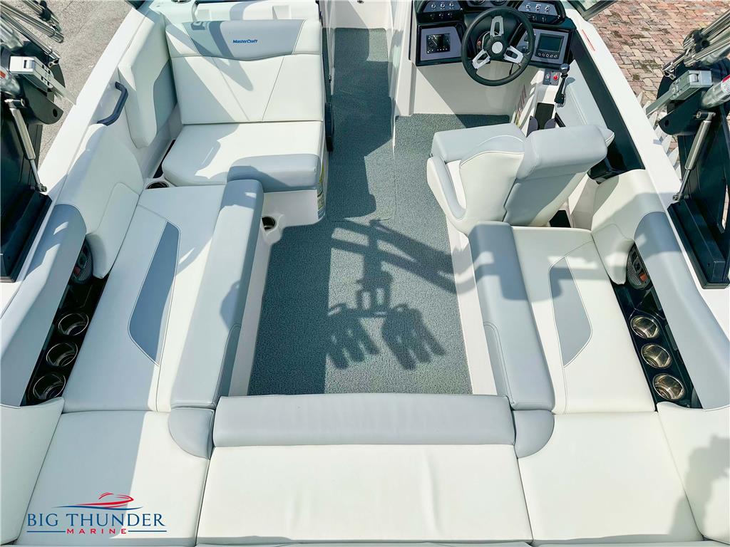 2023 MasterCraft NXT21