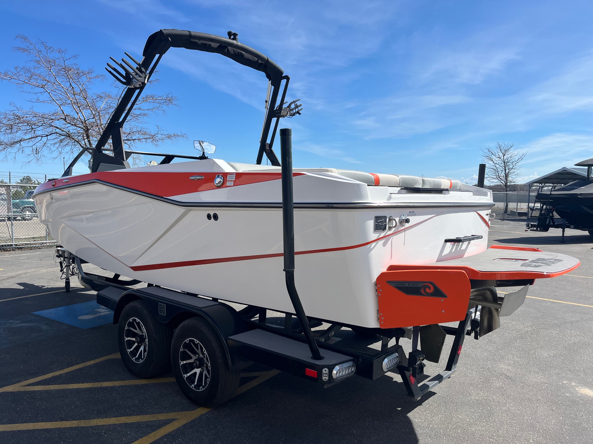 2022 Axis Wake Research T220