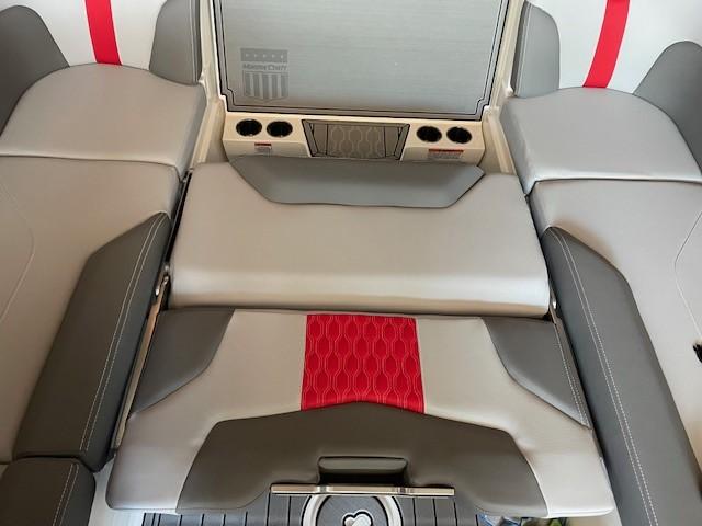 2023 MasterCraft XT22 Icon