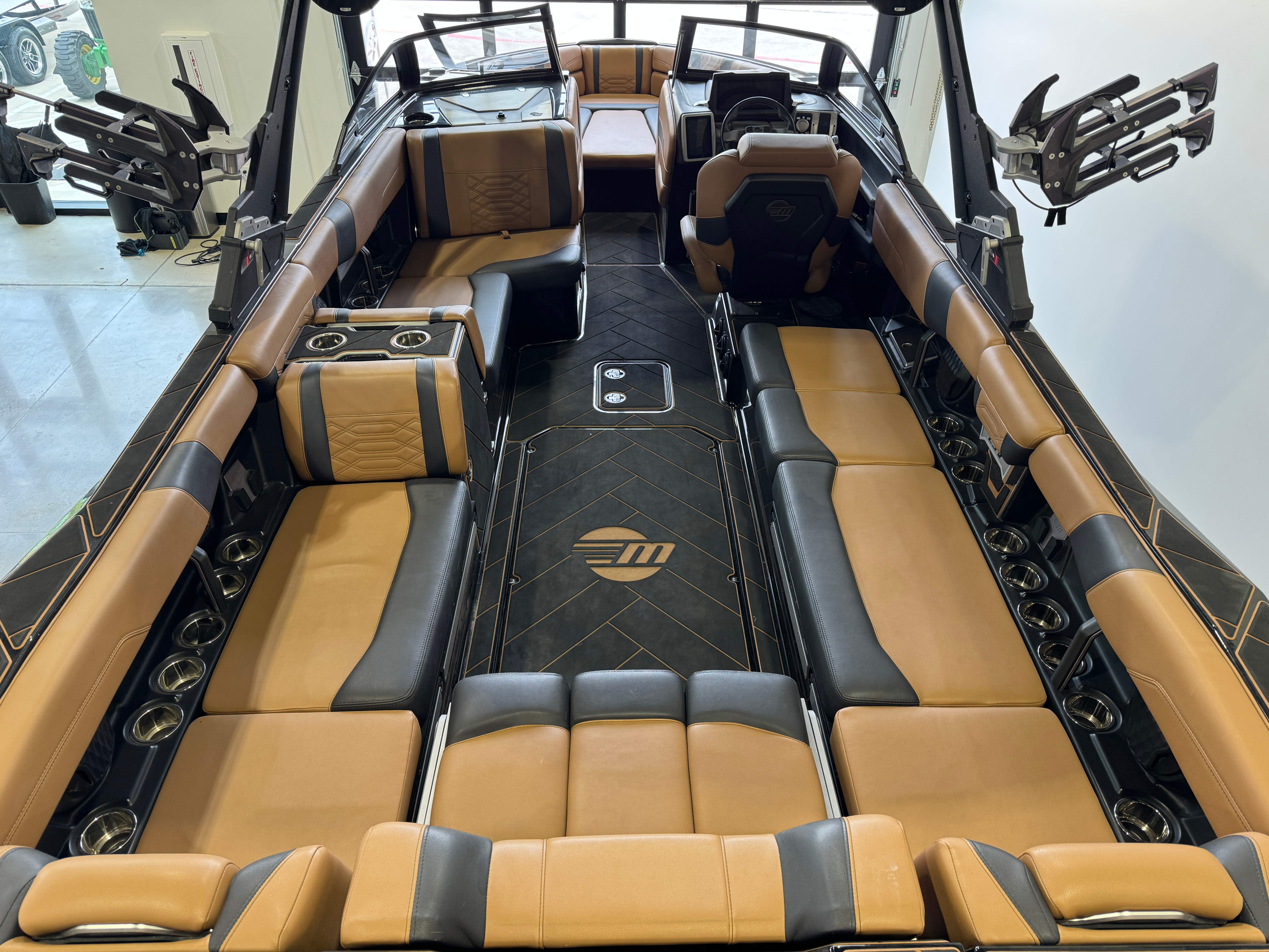 2023 Malibu Wakesetter 26 LSV