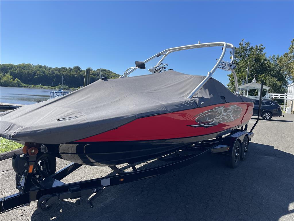 2006 Mastercraft Maristar 245/X45