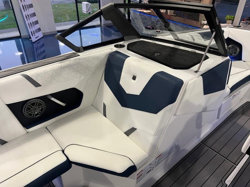 2025 Nautique GS22