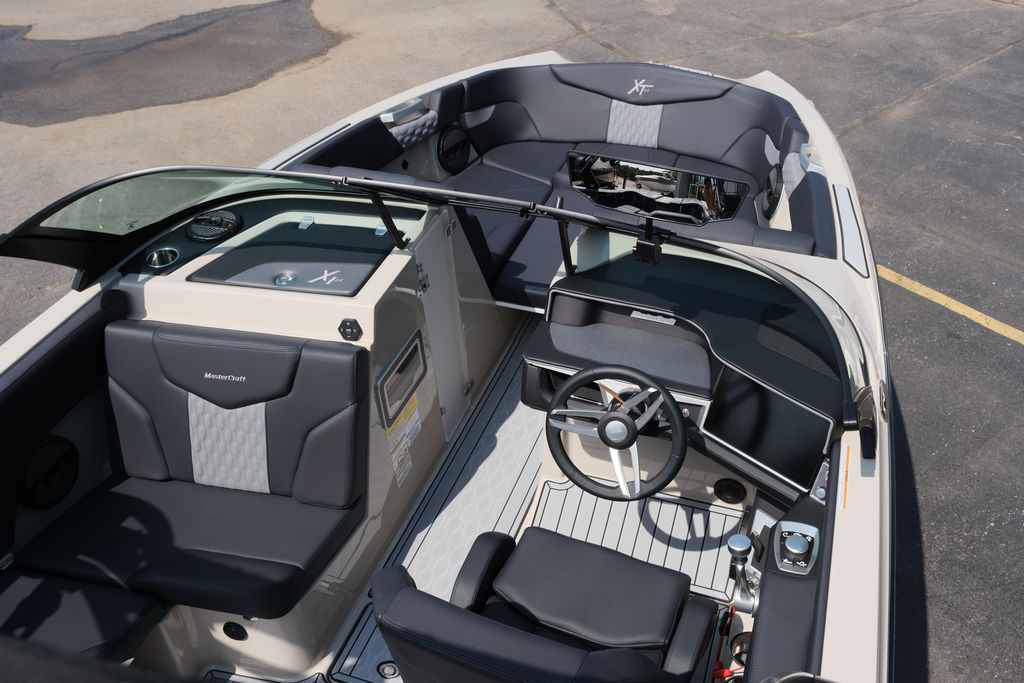 2025 MasterCraft XT24 Icon