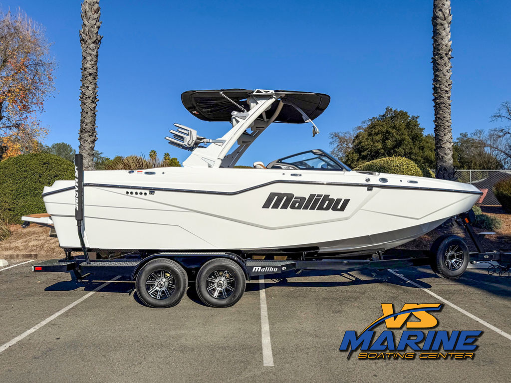 2025 Malibu Boats M230