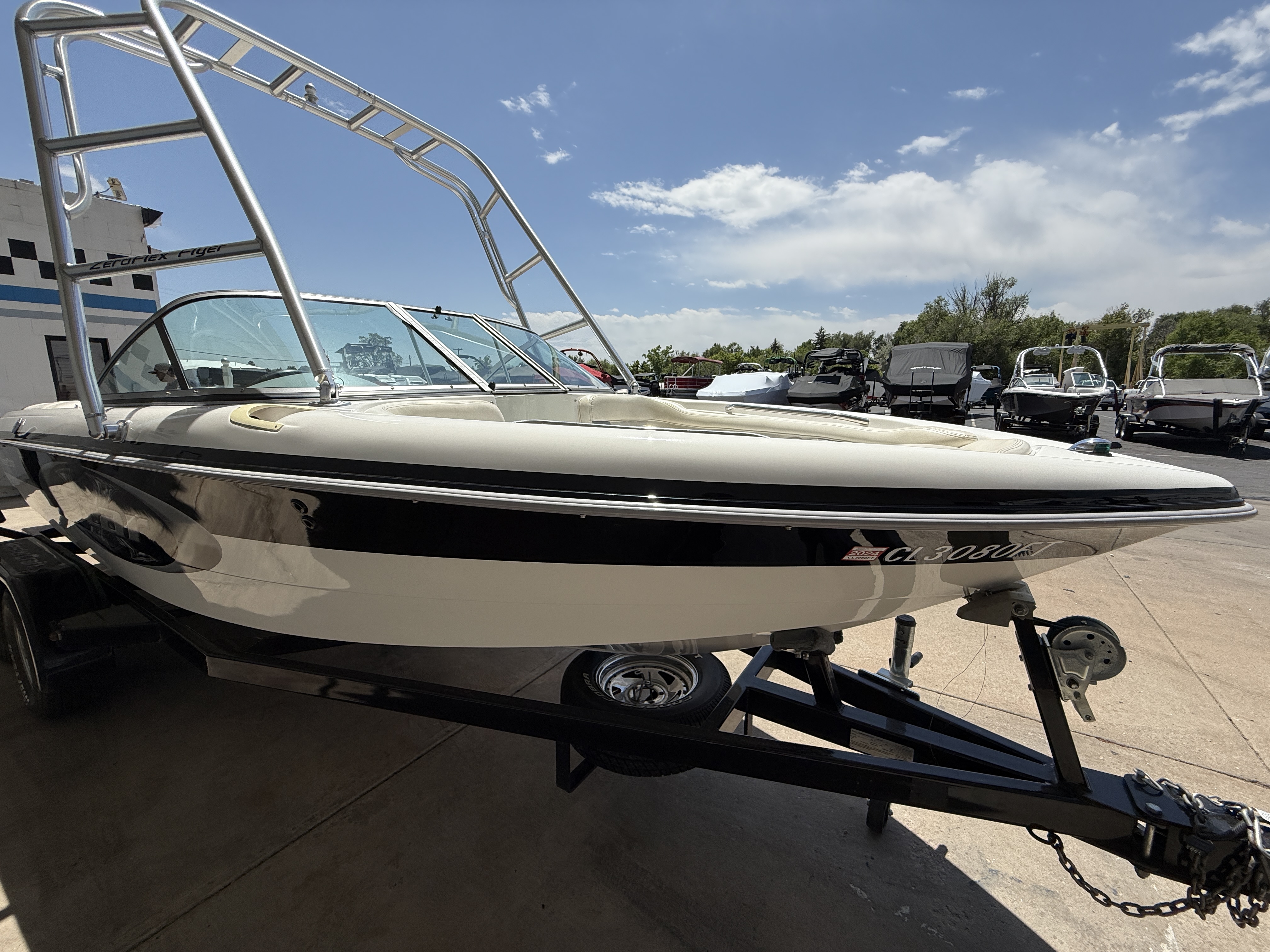 2024 Nautique G21