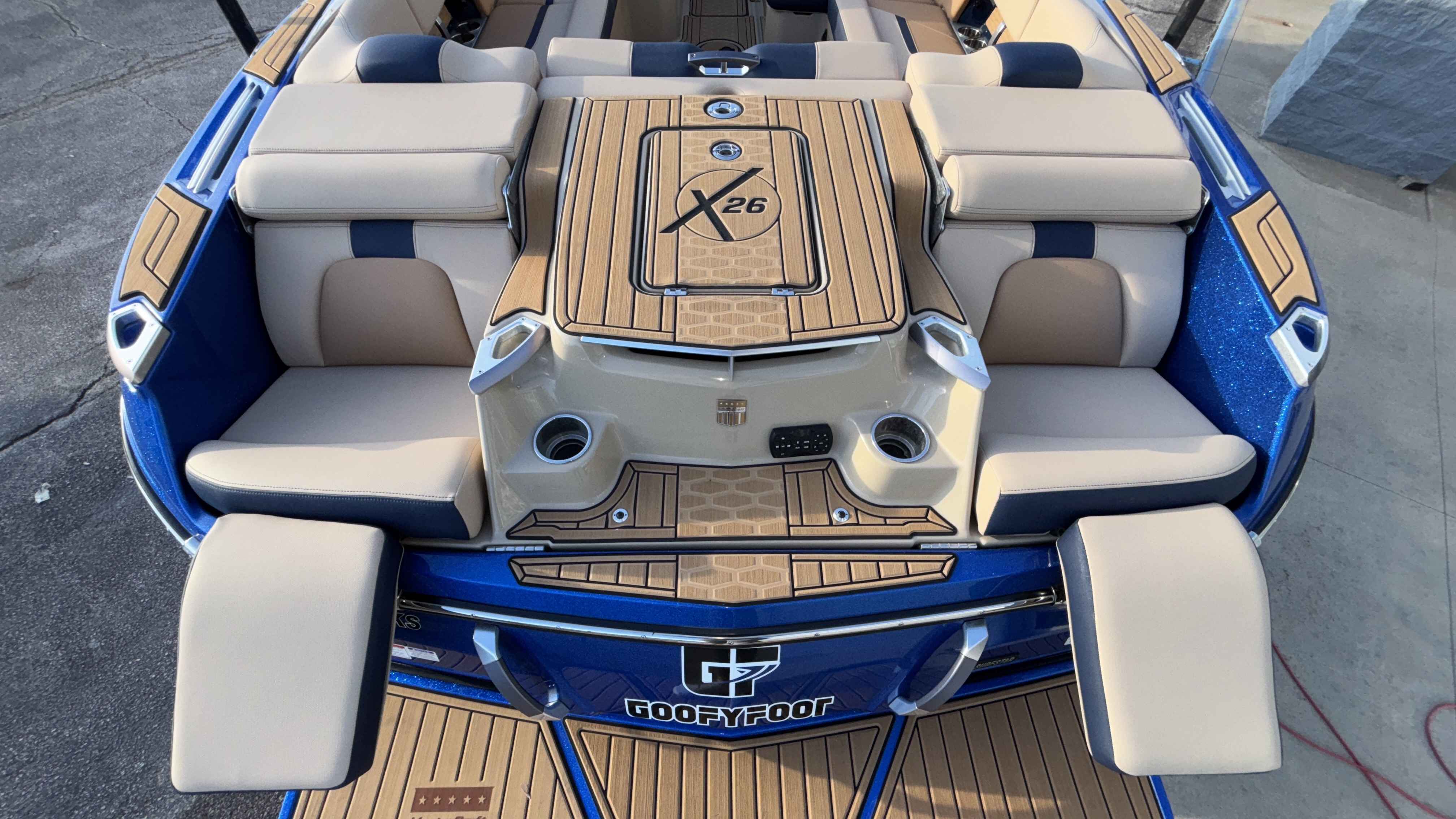 2022 MasterCraft X26