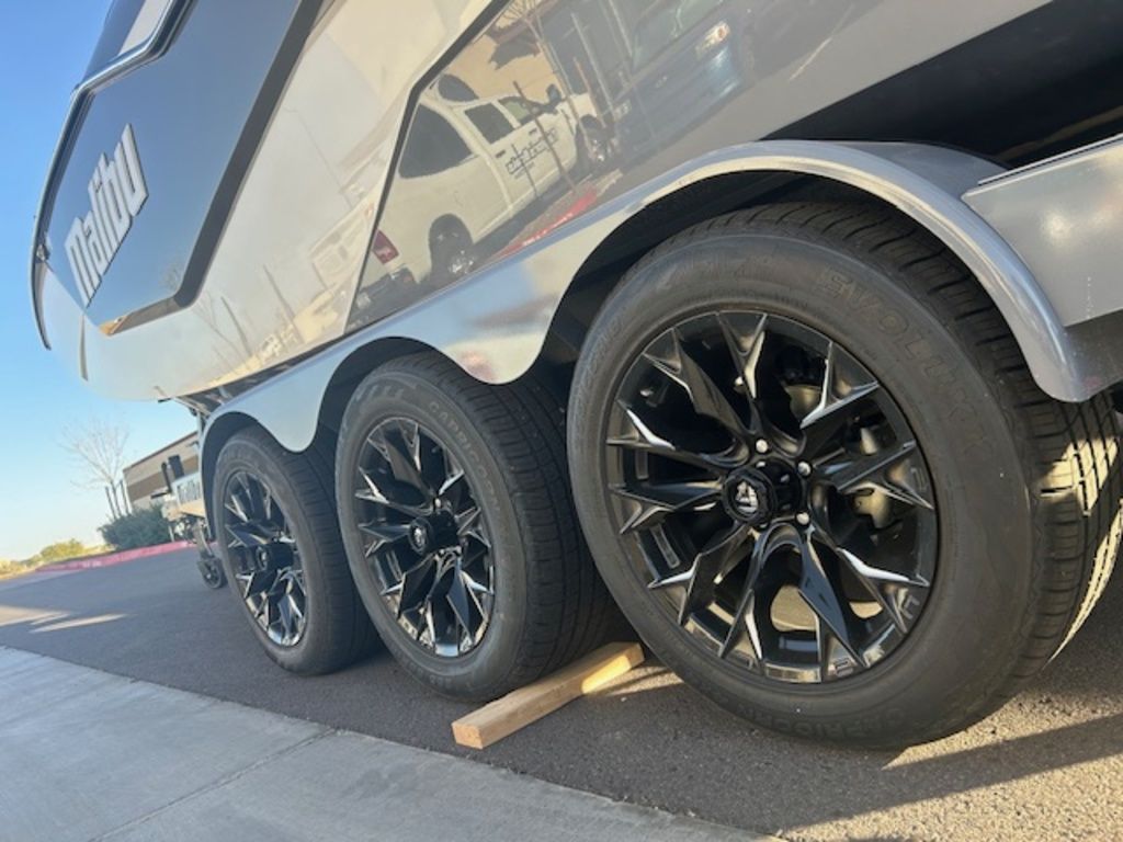 2025 Malibu Boats M230