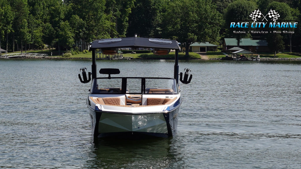 2024 Nautique G25