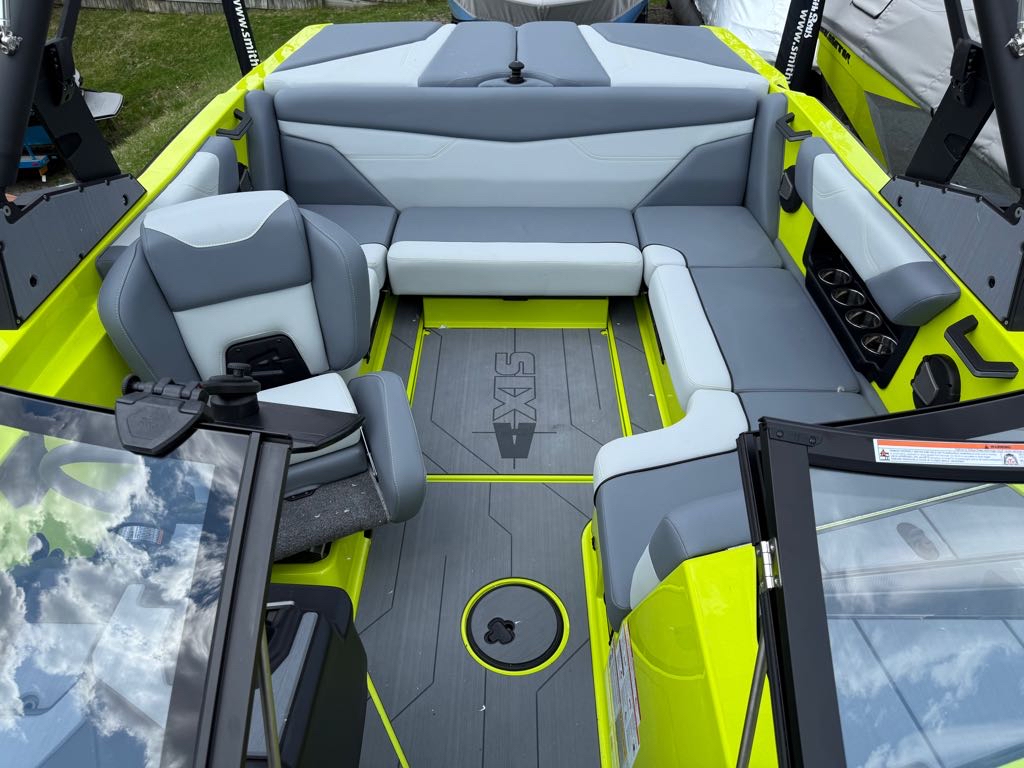 2025 Axis A20