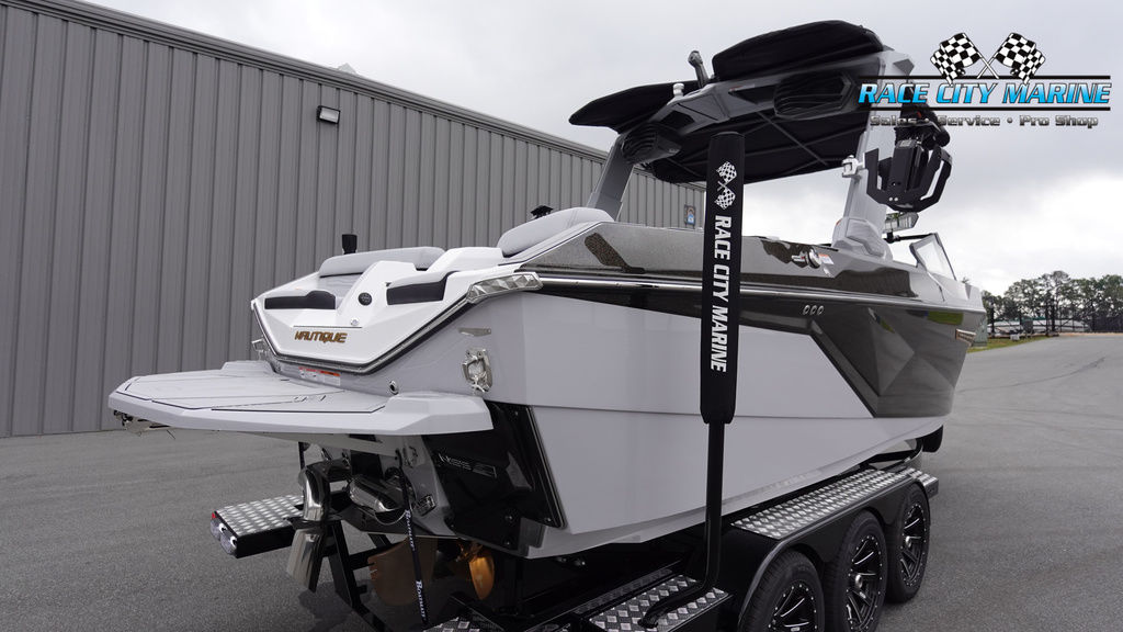 2025 Nautique G23