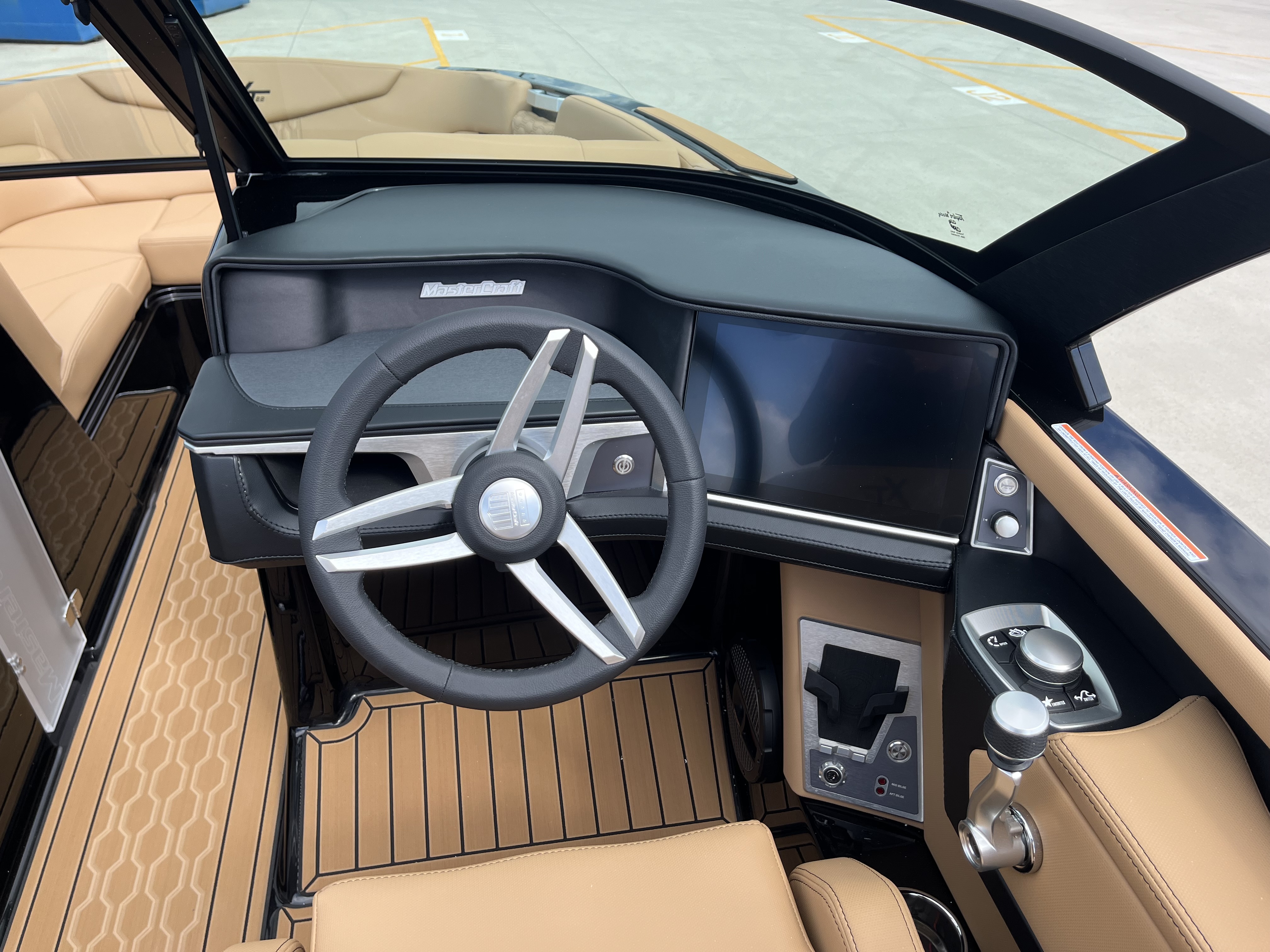 2025 MasterCraft XT22