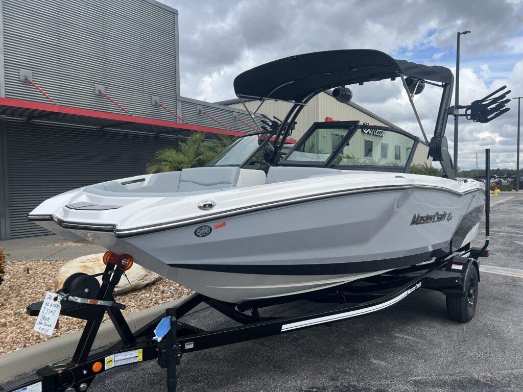 boat.Title