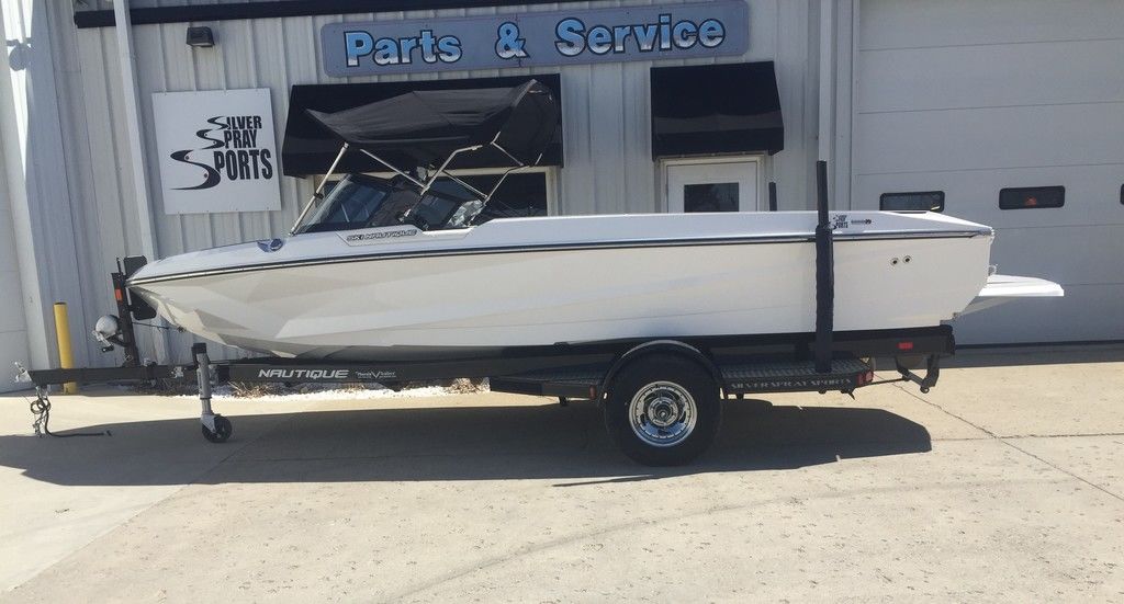boat.Title
