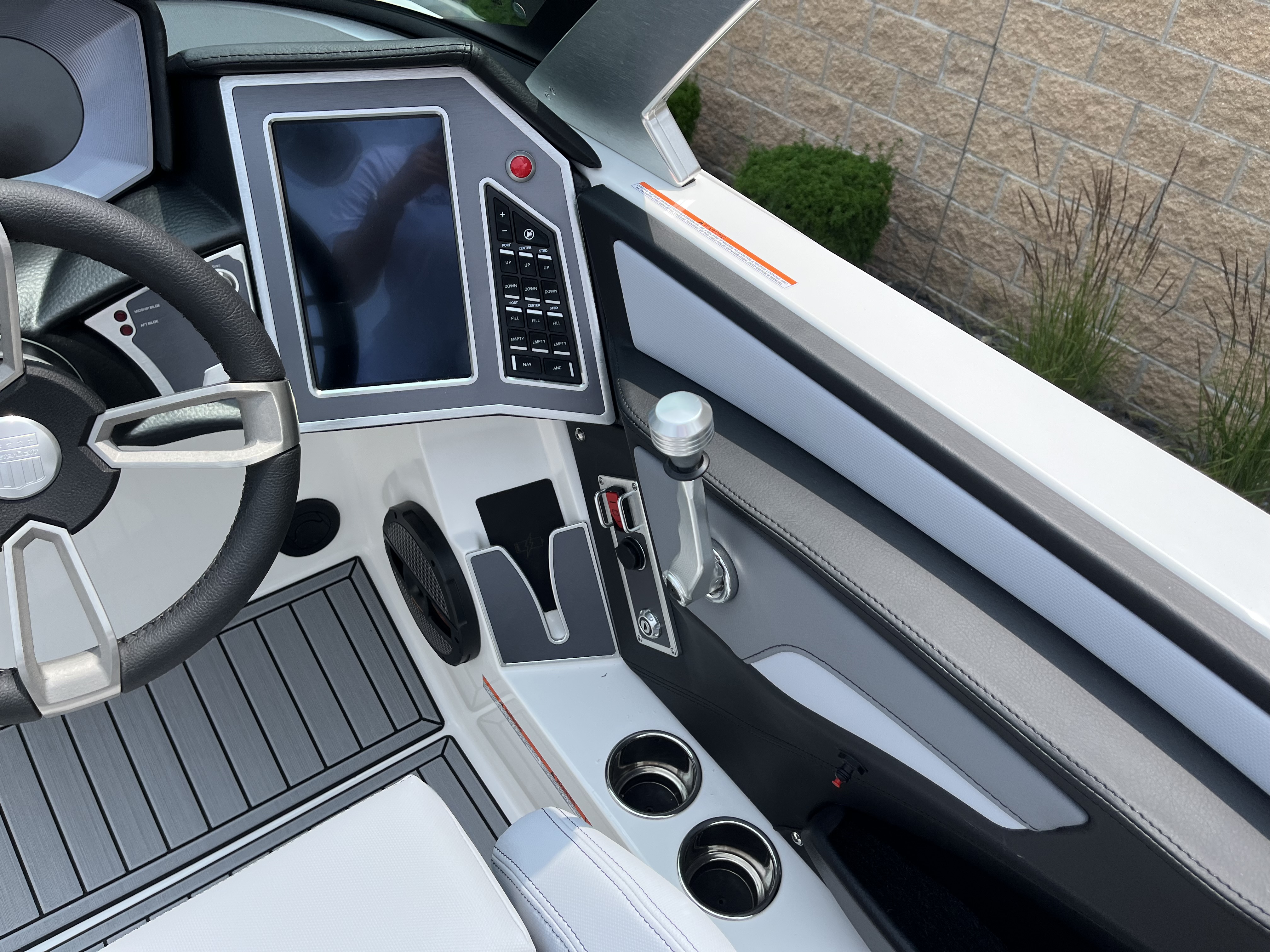 2024 MasterCraft XT25
