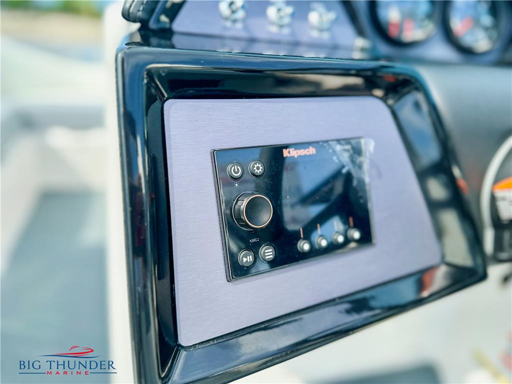 2023 MasterCraft NXT21
