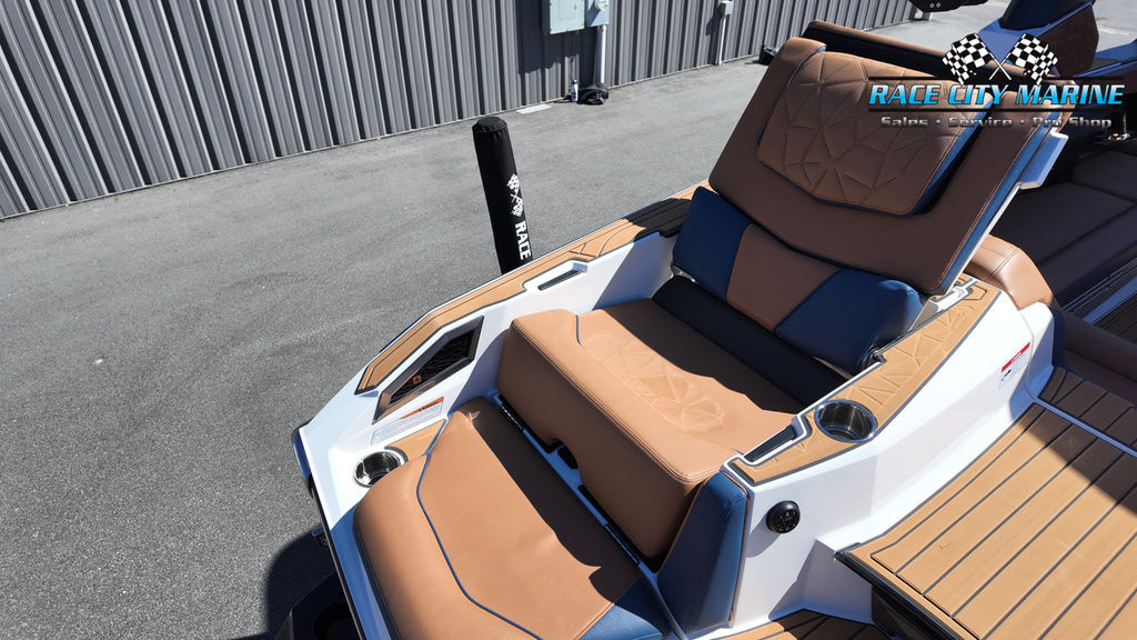 2023 Nautique P25